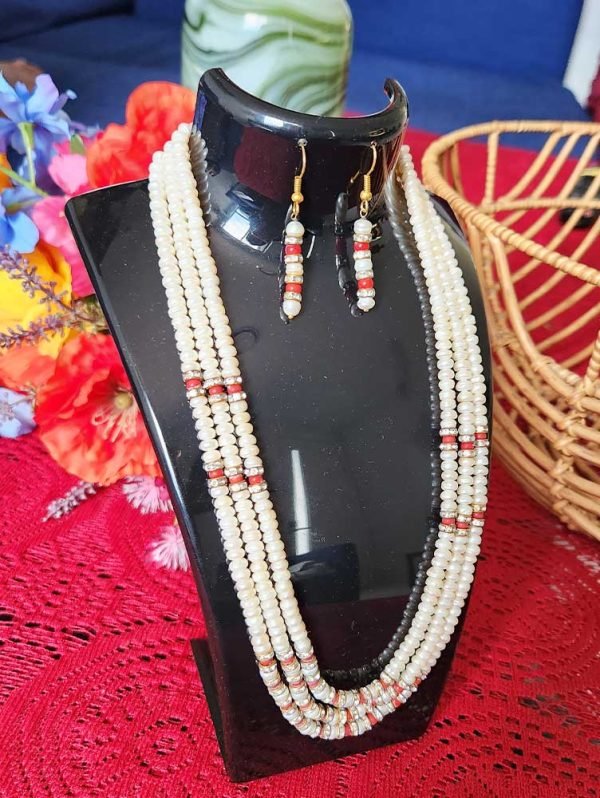 Triple Layered White Pearl Set - Image 2