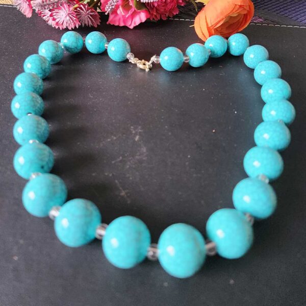 Blue big beads necklace - Image 2