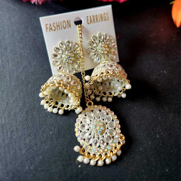 Golden White Jhumka and Mathbendi set - Image 3