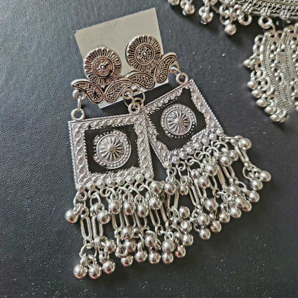 Oxidized Necklace Earrings Set - Image 4