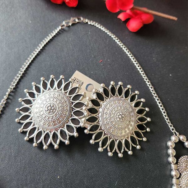 Oxidized Necklace Earrings Set - Image 3