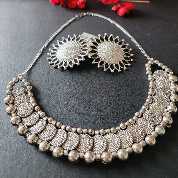 Oxidized Necklace Earrings Set - Image 2