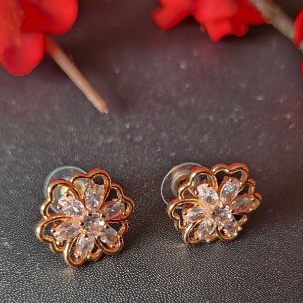 White Stone Golden Stud - Image 2