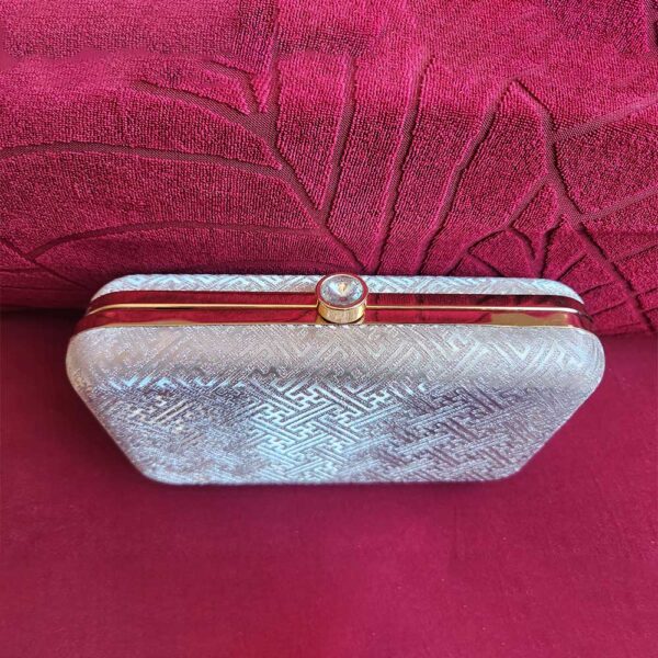 Clutch Golden - Image 3