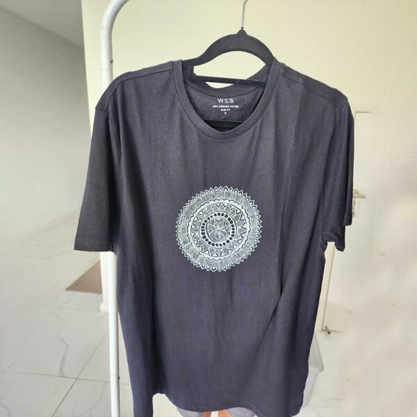 Madhubani T-shirt Black (M)