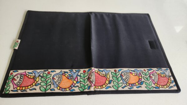 Madhubani File Folder Black - Image 3