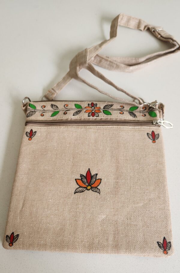 Madhubani sling bag fish Jute - Image 3